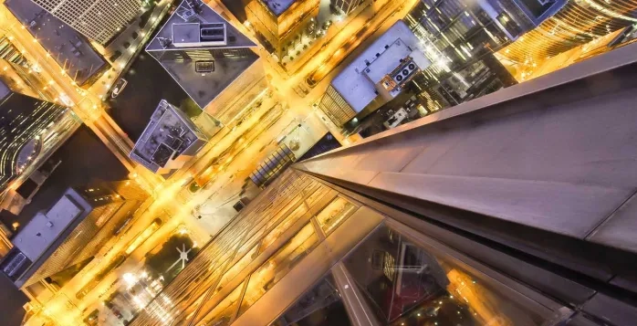 Unleash the Power of Adhocracy in the face of Emerging Risks